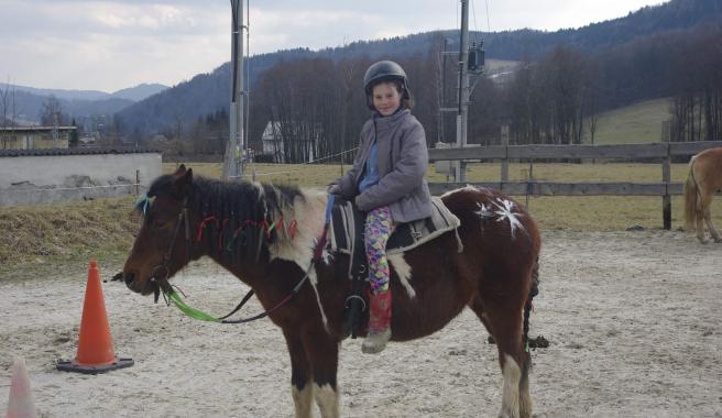 Hipoterapie pro milovnici koní Barunku 