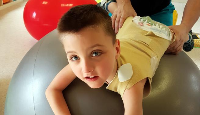 Pravidelné rehabilitace pro Tommyho