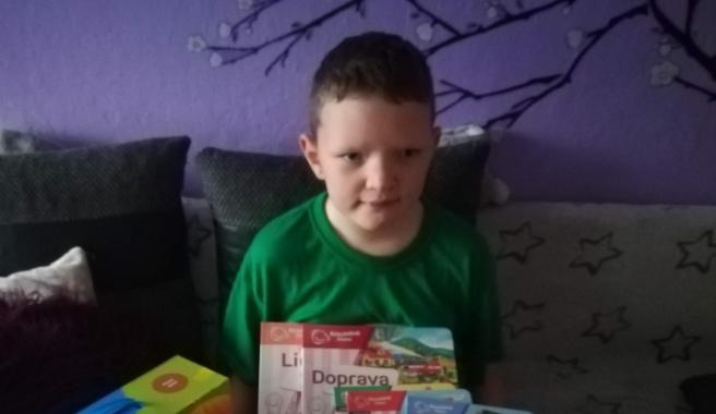 Autistovi Tomáškovi na hipoterapie
