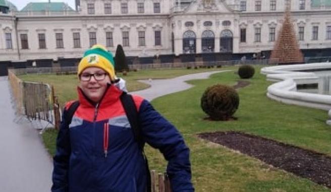 Postel a psací stůl pro Vašíka