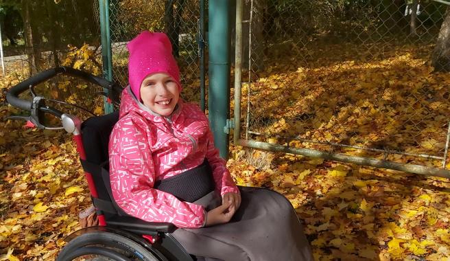 Kátě na cestování k lékařům a za rehabilitacemi