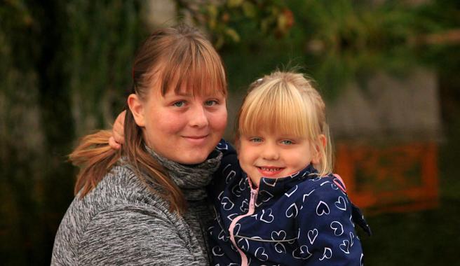 Aby Kačka a Terka mohly prožívat opravdové dětství