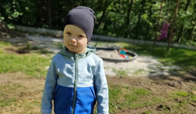 Oliver se na ergoterapii učí větší samostatnosti